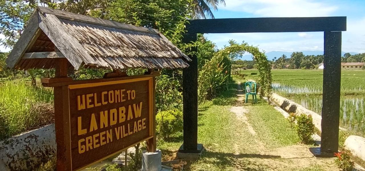 Ambow Homestay Jungle Trekking & Village Tour Bukit Lawang Exteriér fotografie