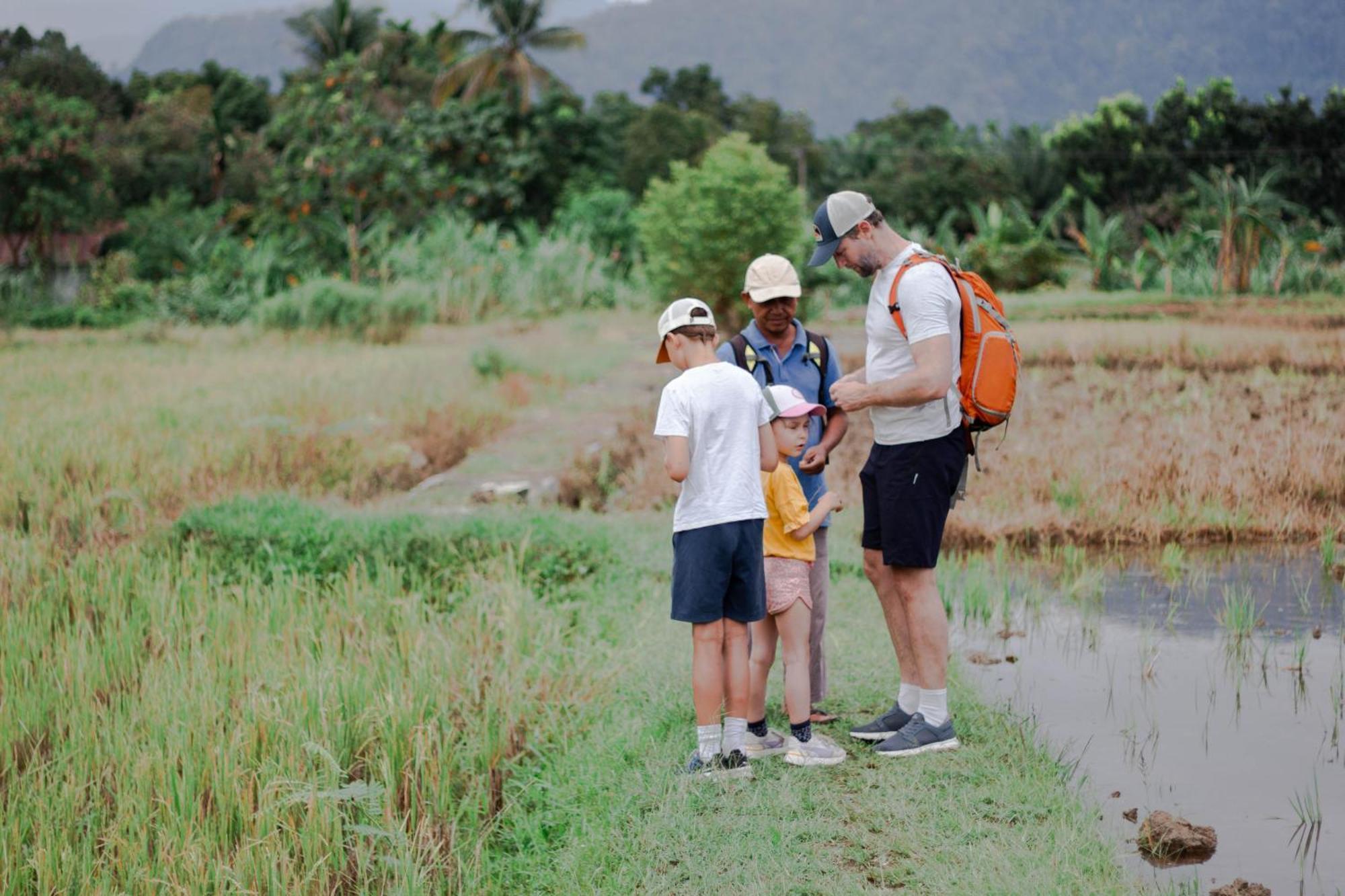 Ambow Homestay Jungle Trekking & Village Tour Bukit Lawang Exteriér fotografie